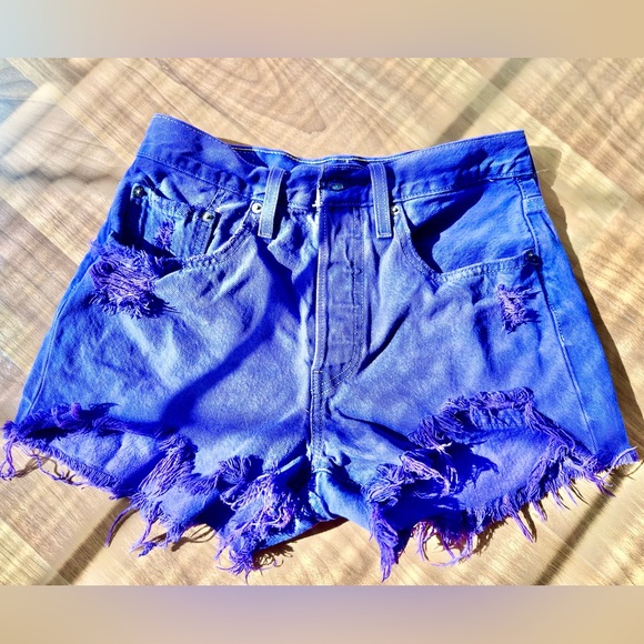 Levi’s PURPLE 501 button fly jean shorts - Picture 7 of 14